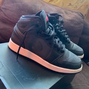 Air Jordan 1 Retro High GG